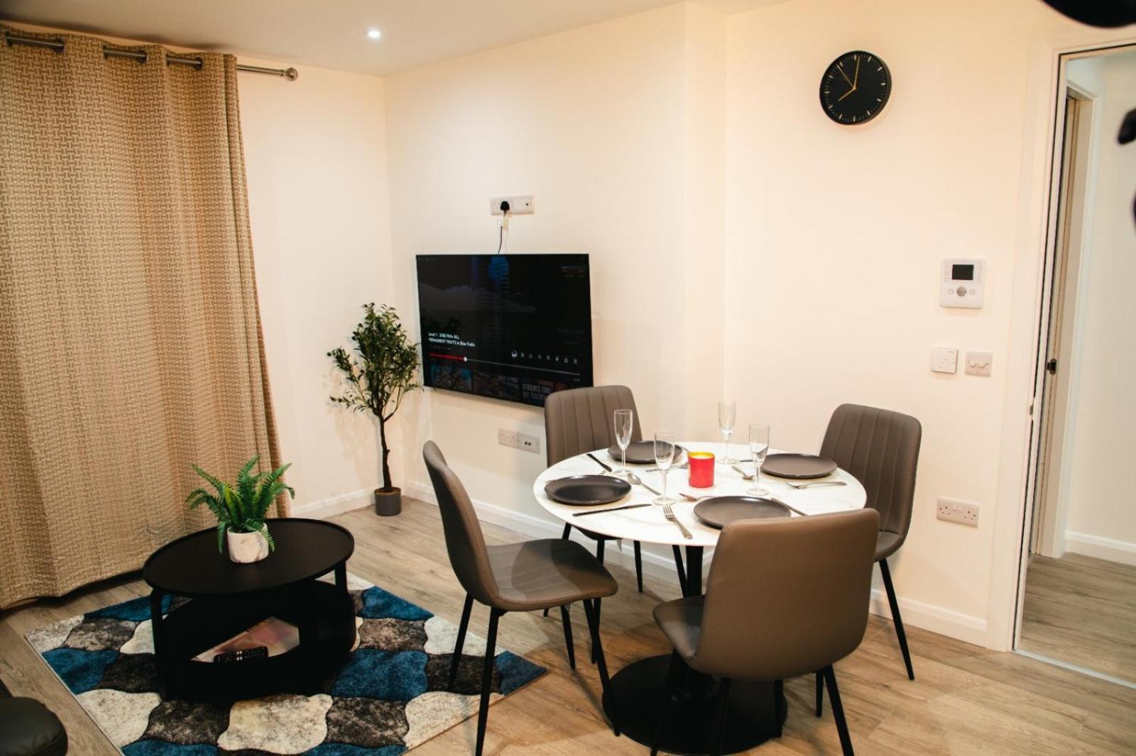 City Centre Luxury Apartment Белфаст Екстер'єр фото