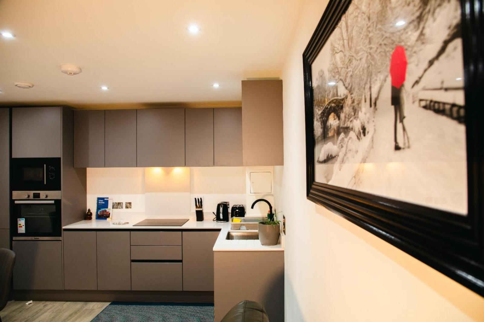 City Centre Luxury Apartment Белфаст Екстер'єр фото